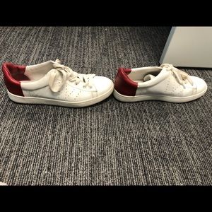 Vince sneakers